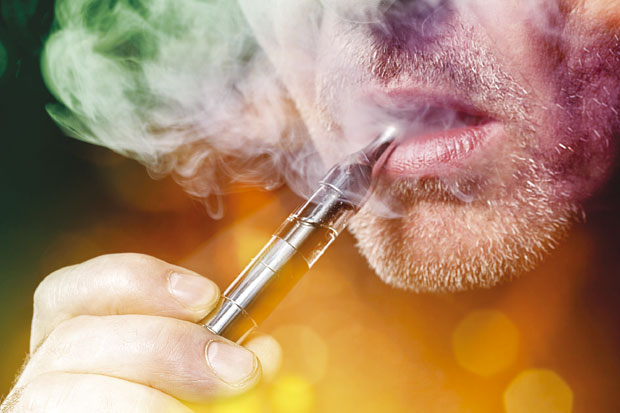 Електронске цигарете нису мање штетне 